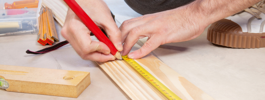 Cropped hand of a carpenter